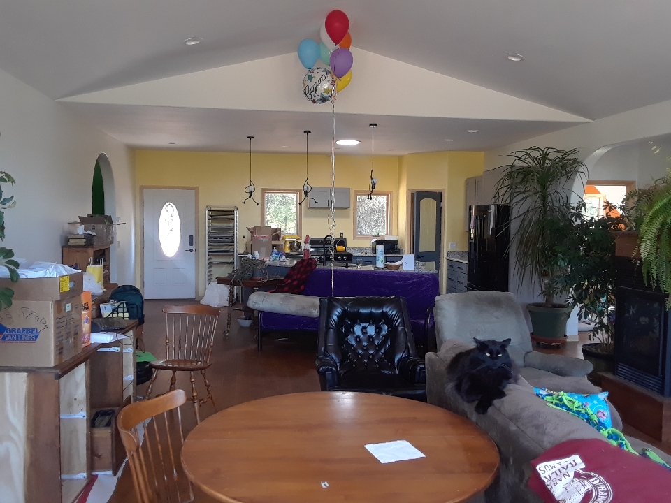 good room w kesh 0819