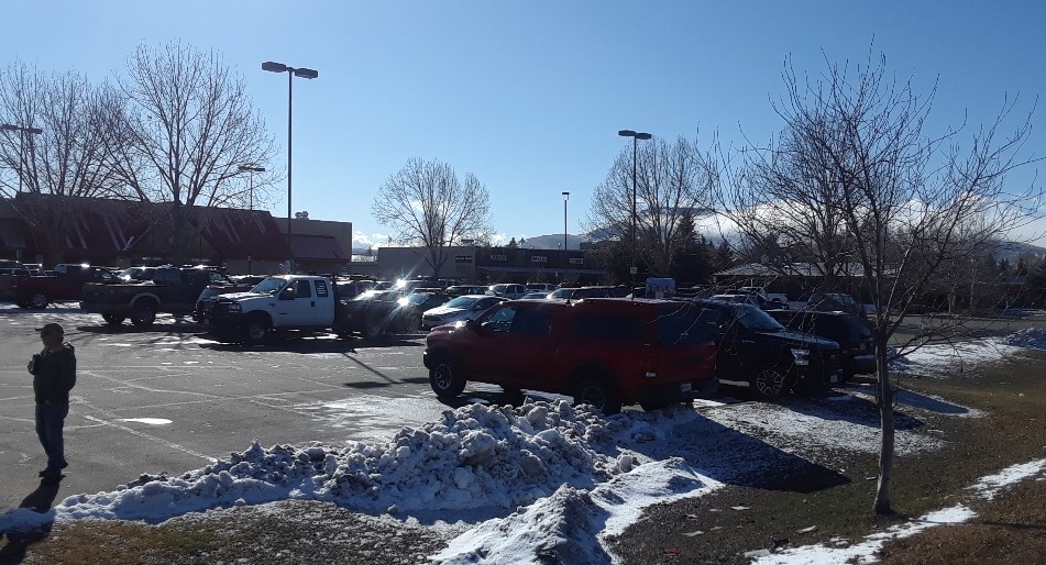 city mkt parking lot 0320